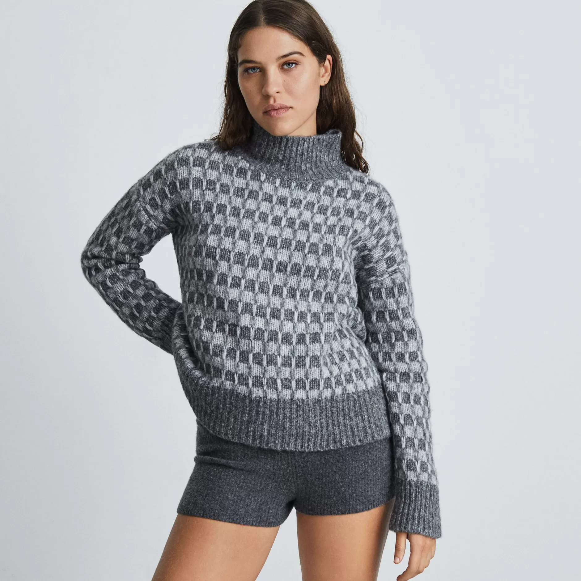 Cheap The Cloud Checkered Turtleneck Women Sweaters