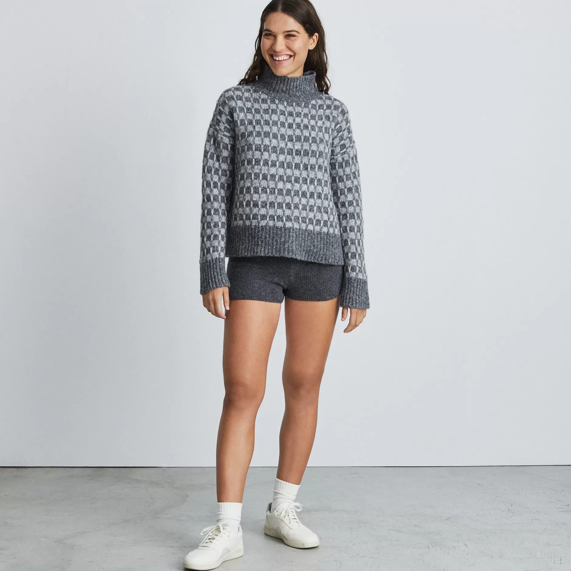 Cheap The Cloud Checkered Turtleneck Women Sweaters